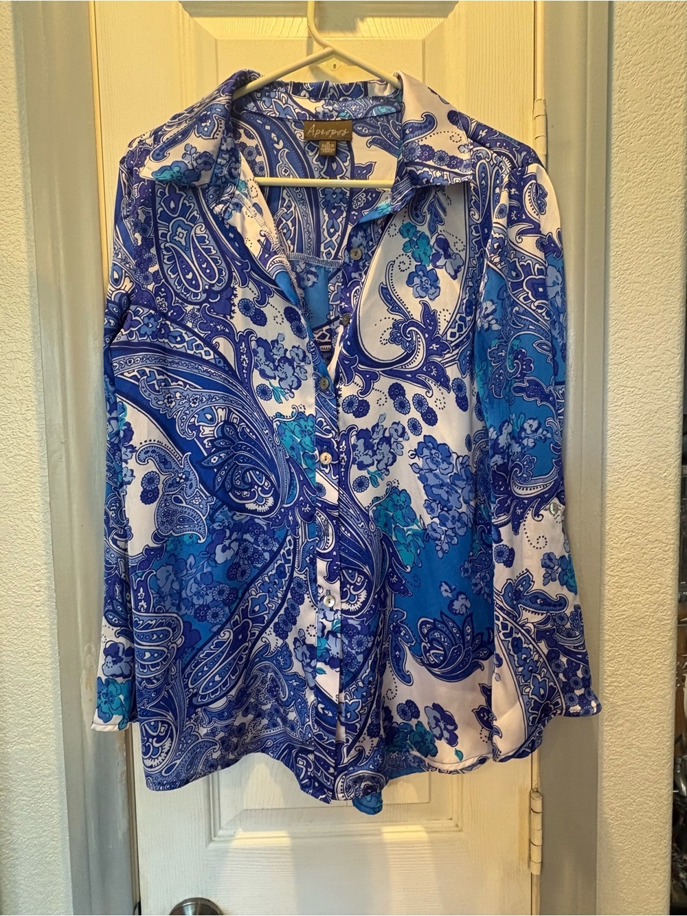 Apt. 9 Blue and White Paisley Button-Up Shirt